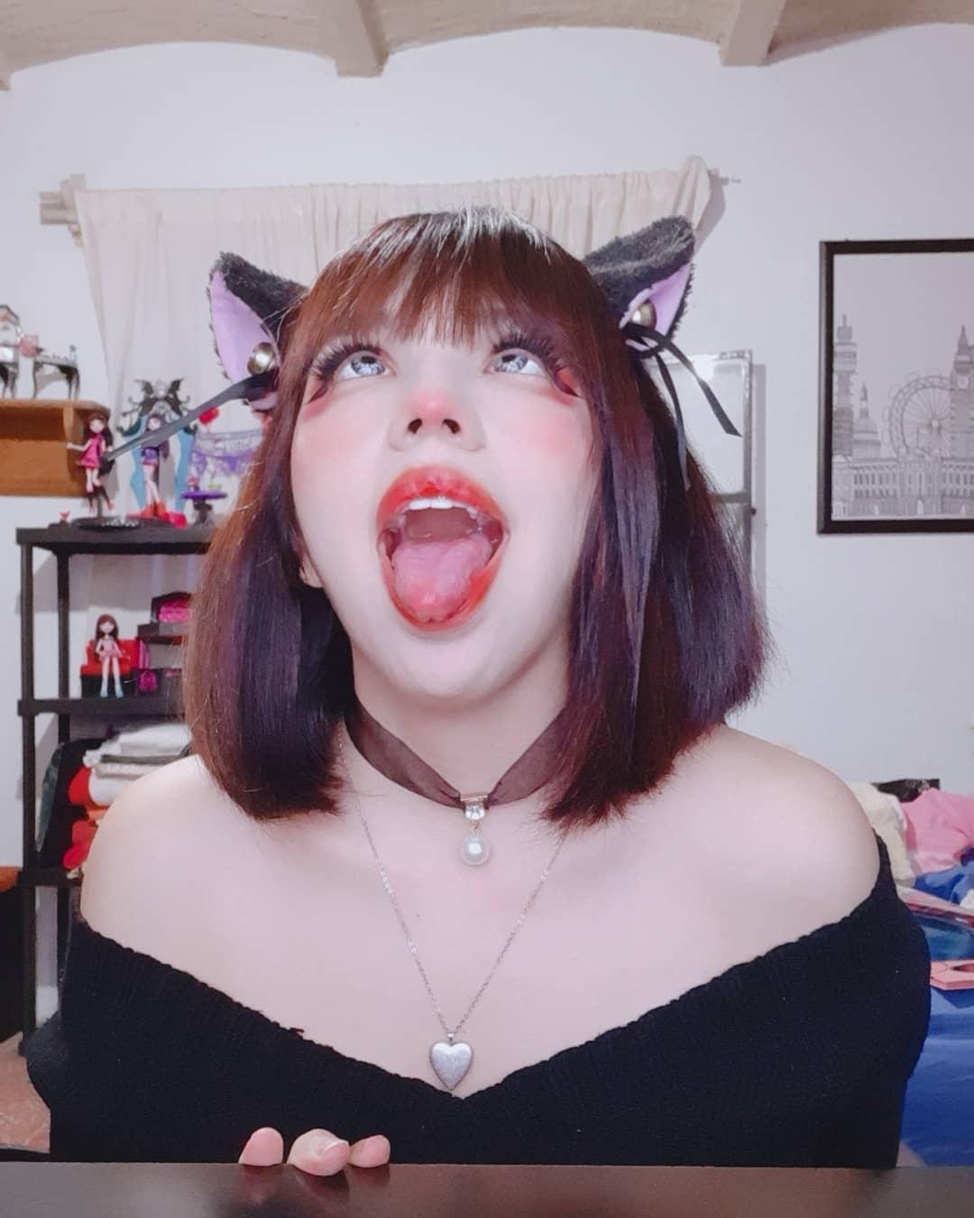 Ahegao face