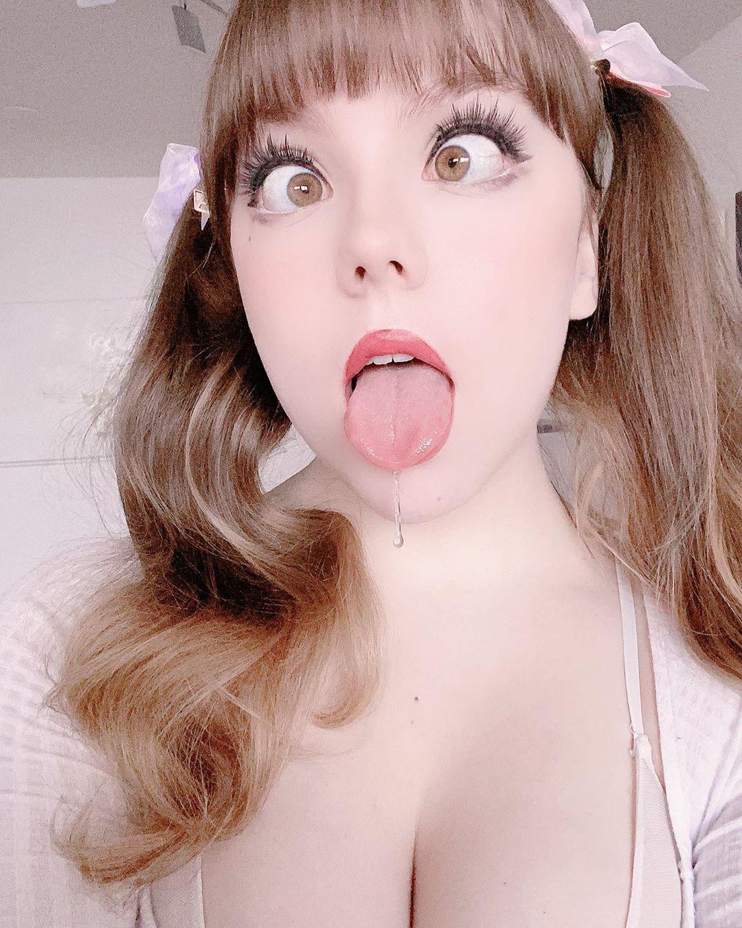 Ahegao face