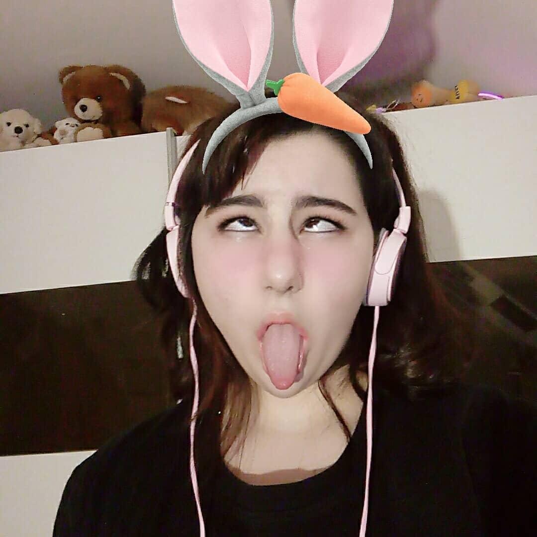 Ahegao face