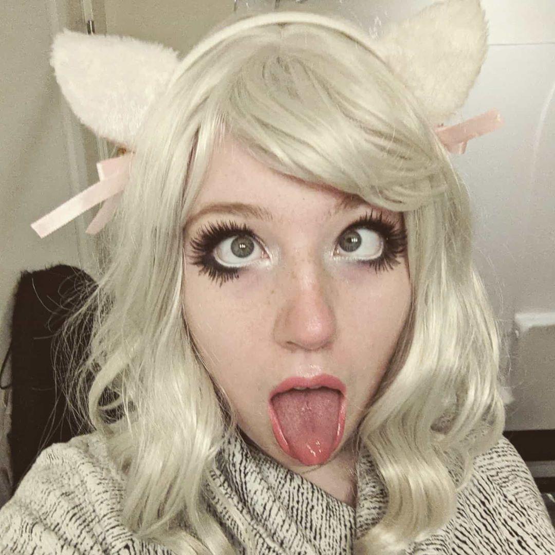 Ahegao face