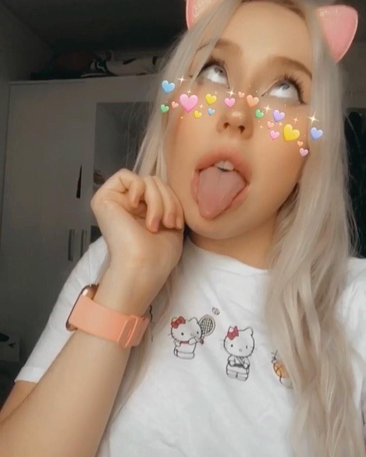 Ahegao face