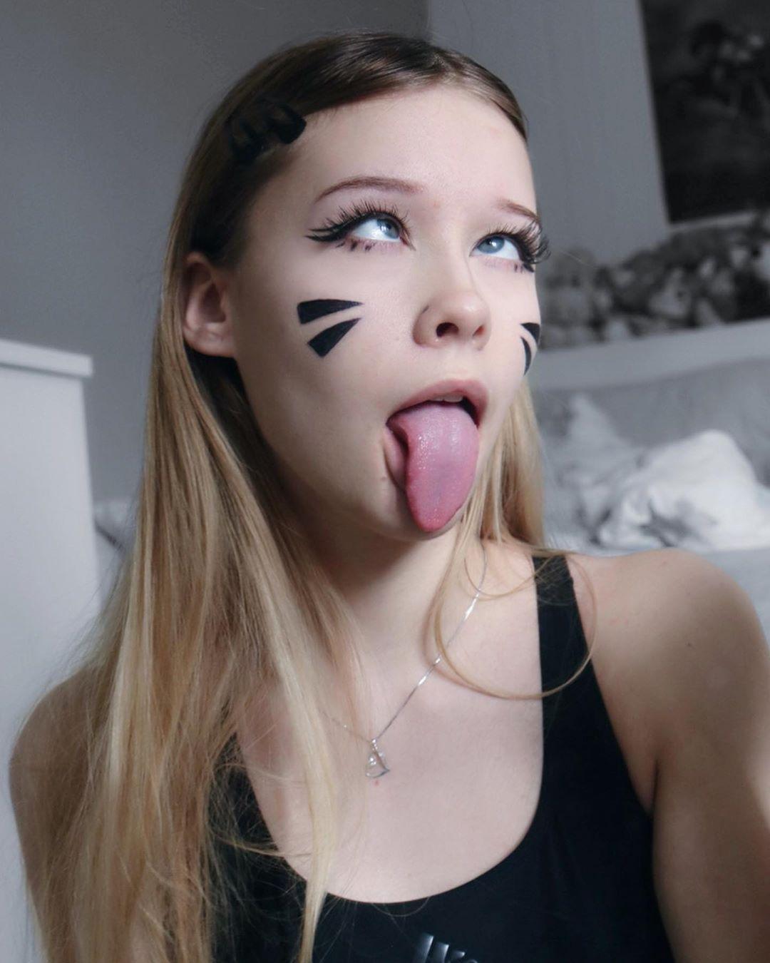 Ahegao face