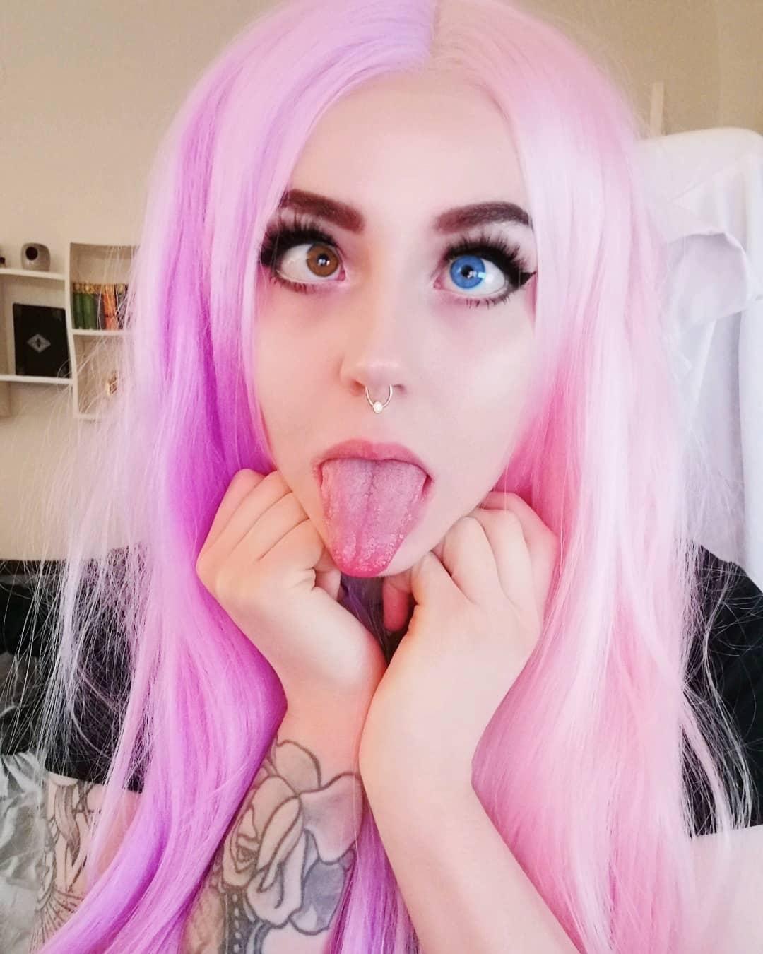 Ahegao face