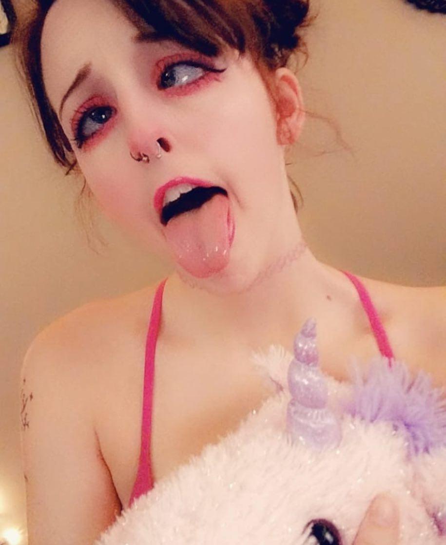 Ahegao face