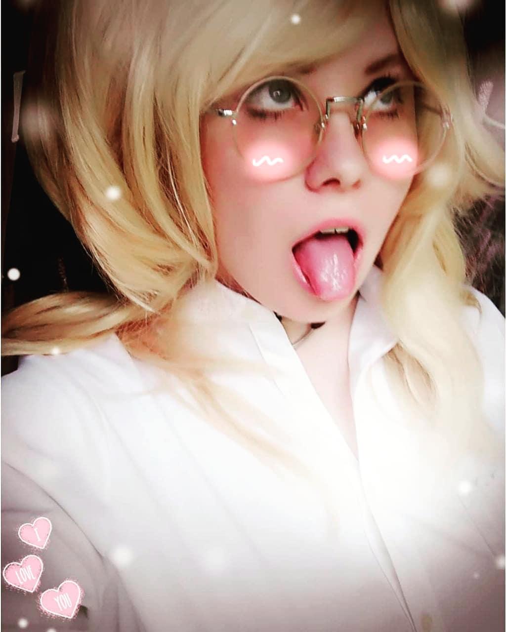 Ahegao face