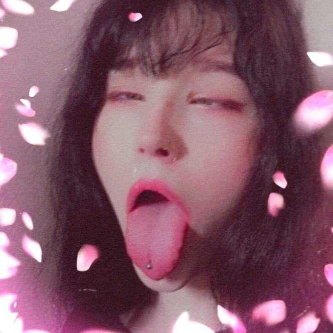 Ahegao face