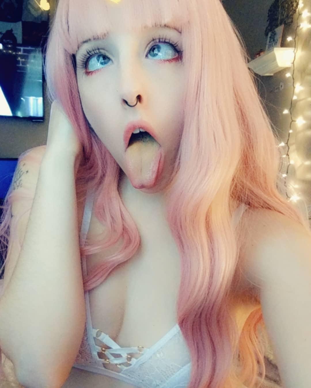 Ahegao face