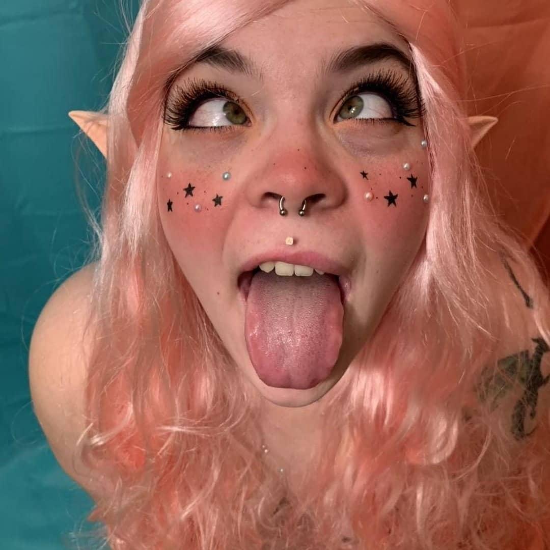 Ahegao face