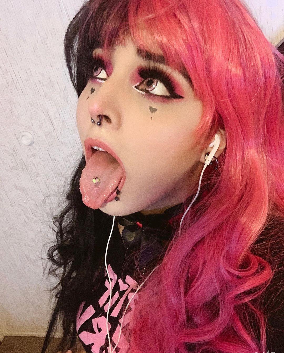 Ahegao face