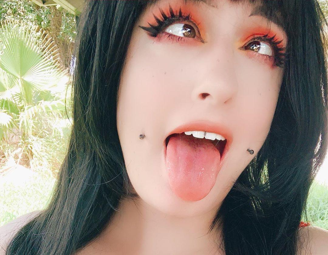 Ahegao face