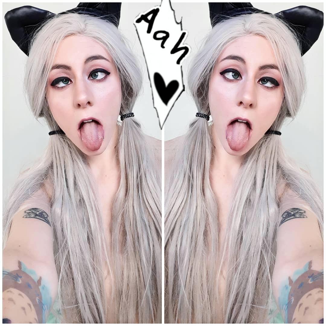 Ahegao face