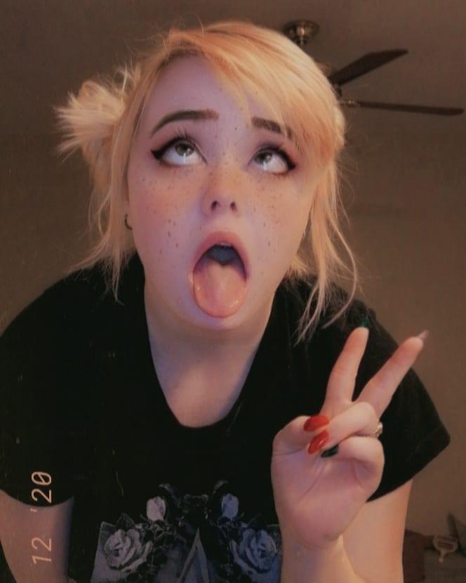 Ahegao face