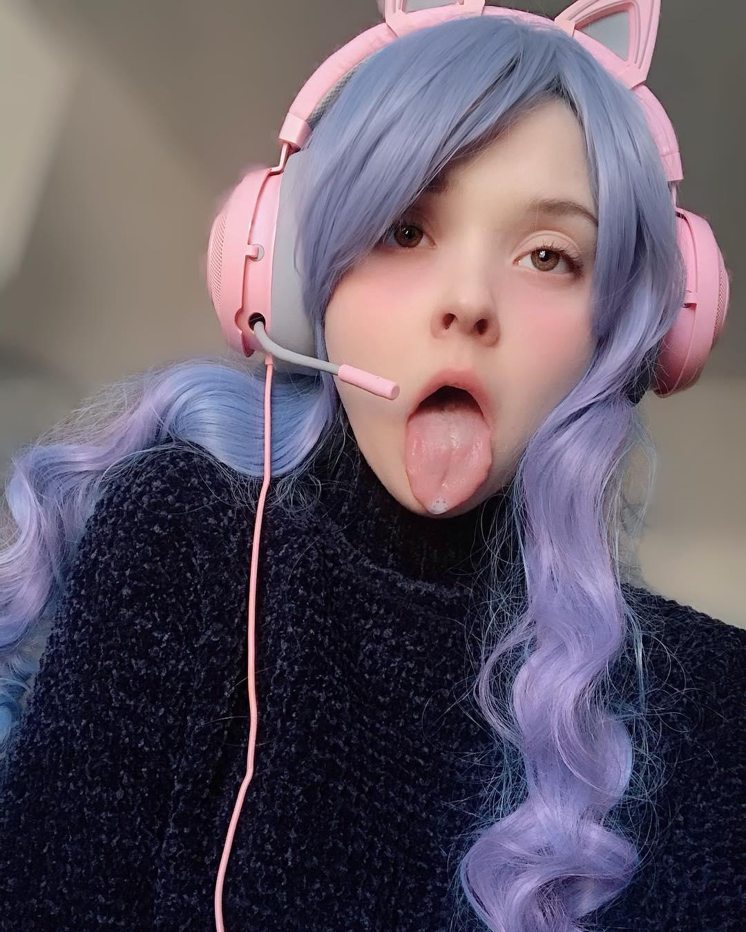 Ahegao face