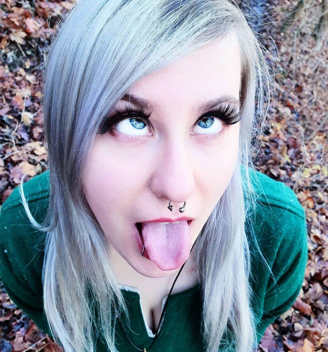 Ahegao face