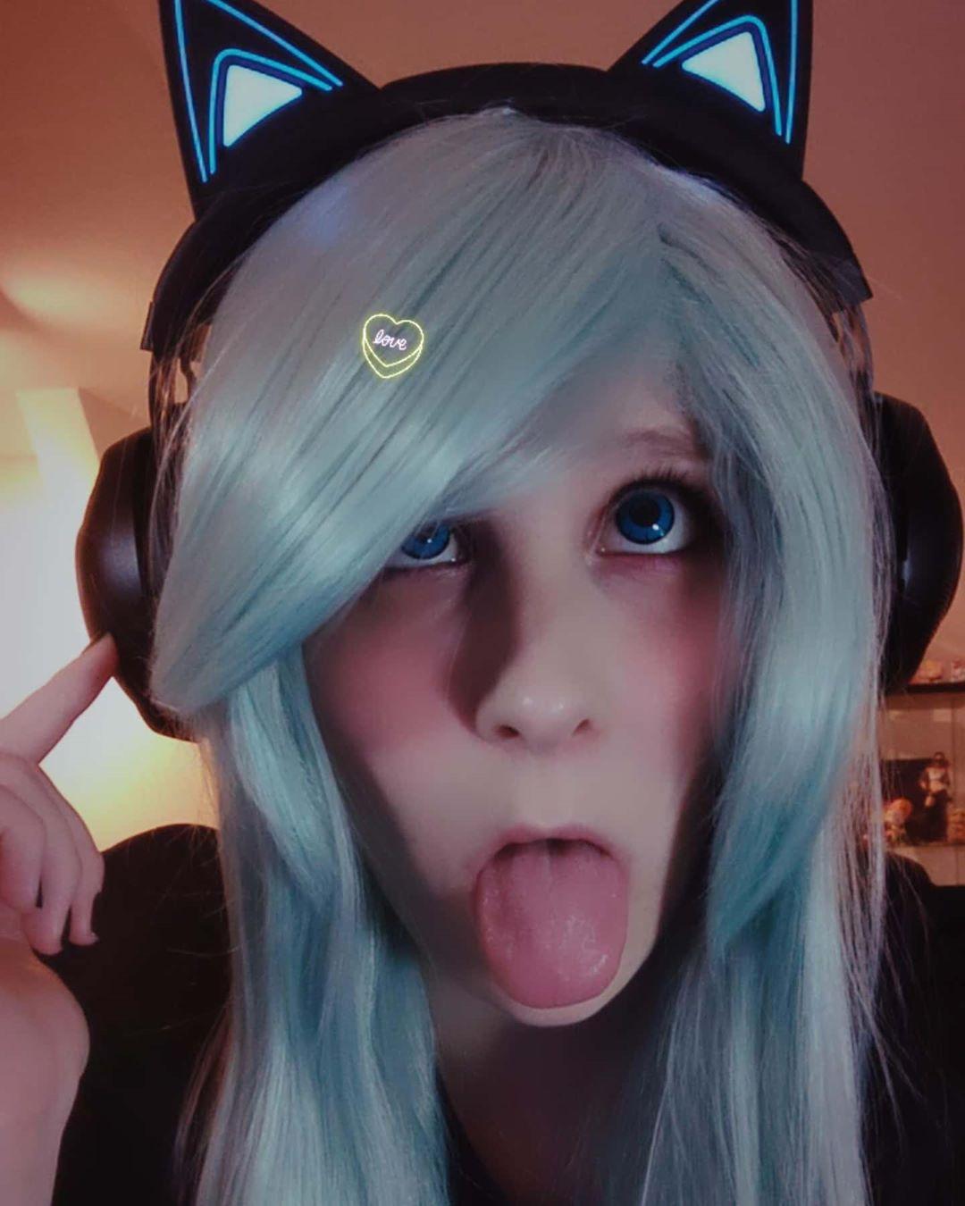 Ahegao face