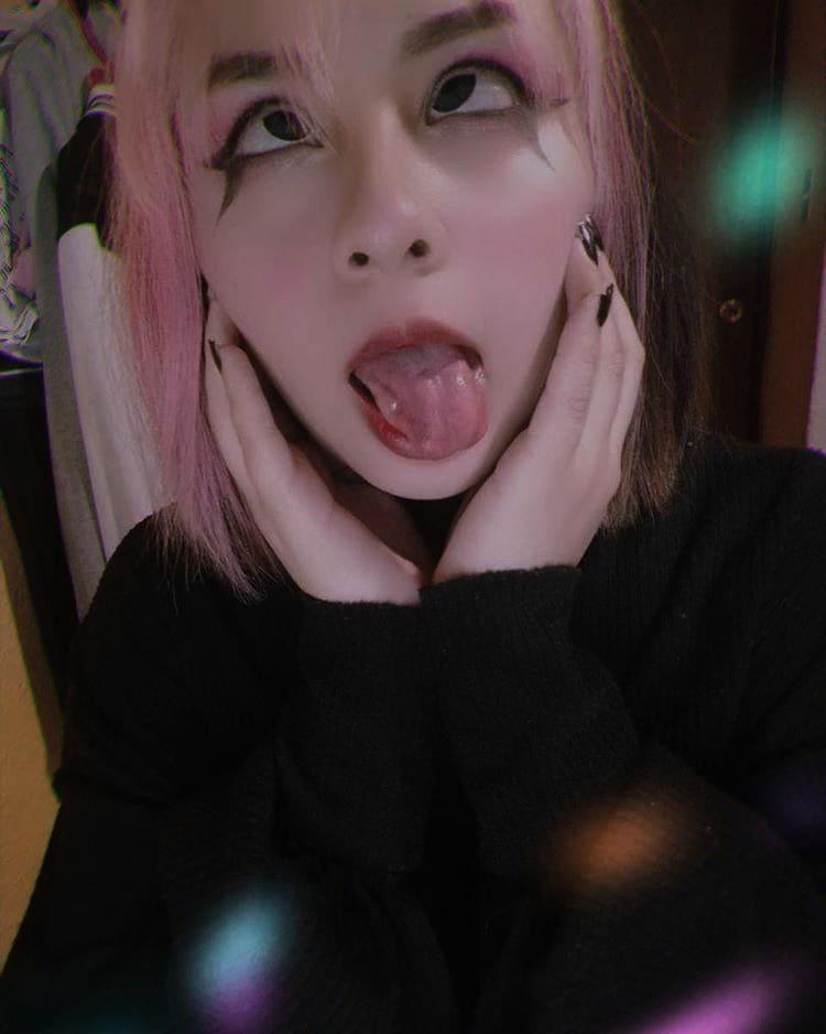 Ahegao face