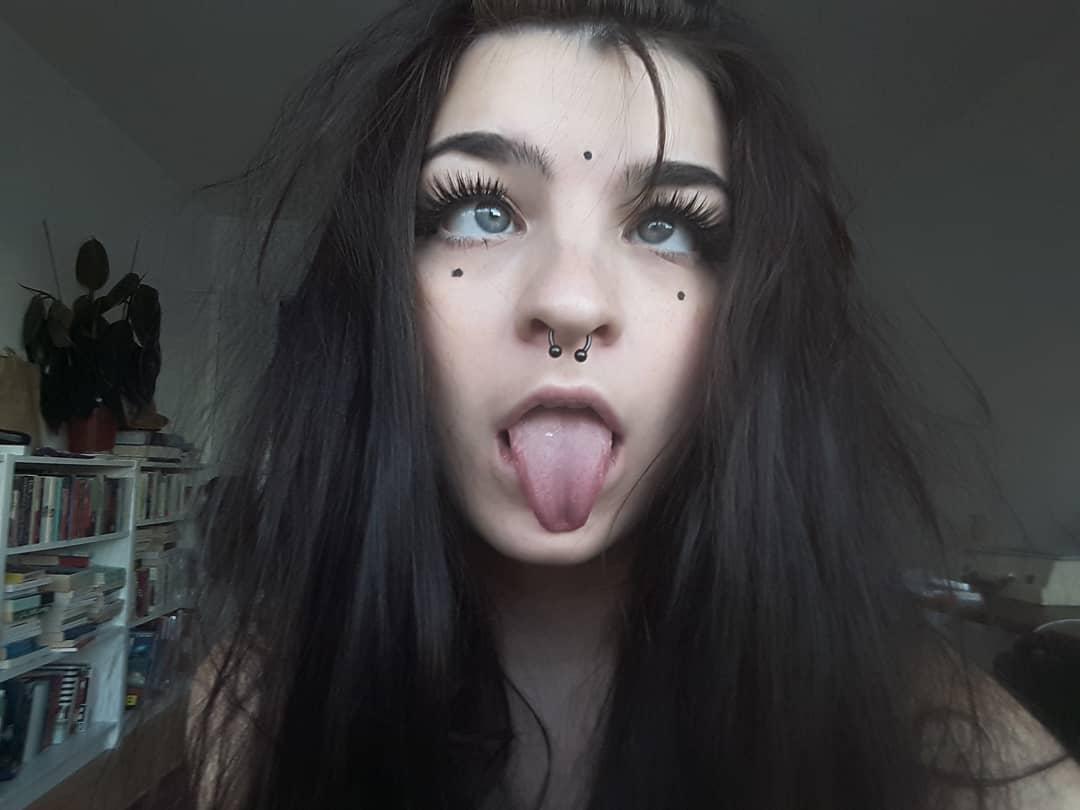 Ahegao face