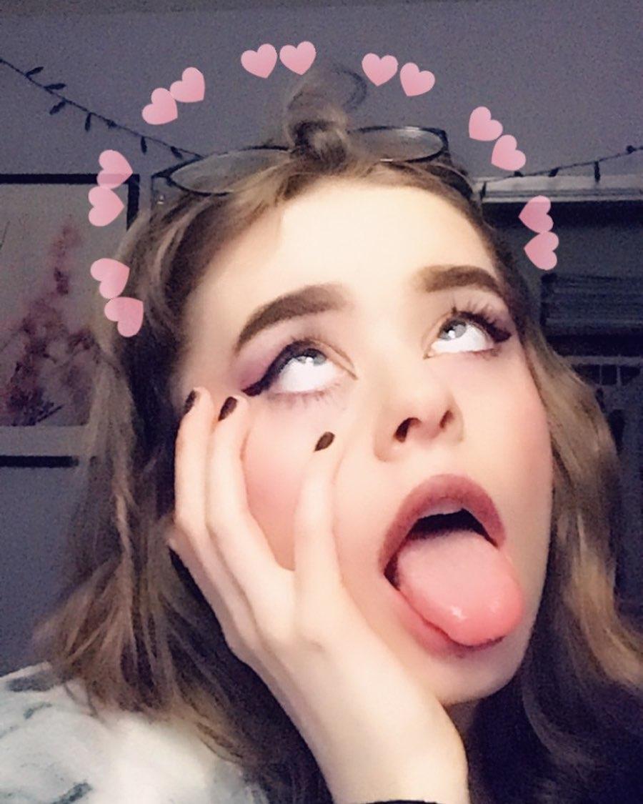 Ahegao face