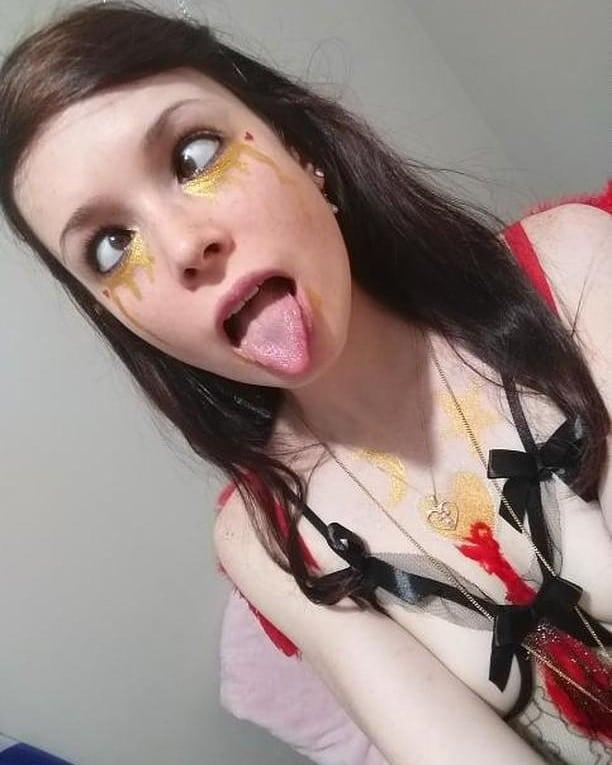 Ahegao face