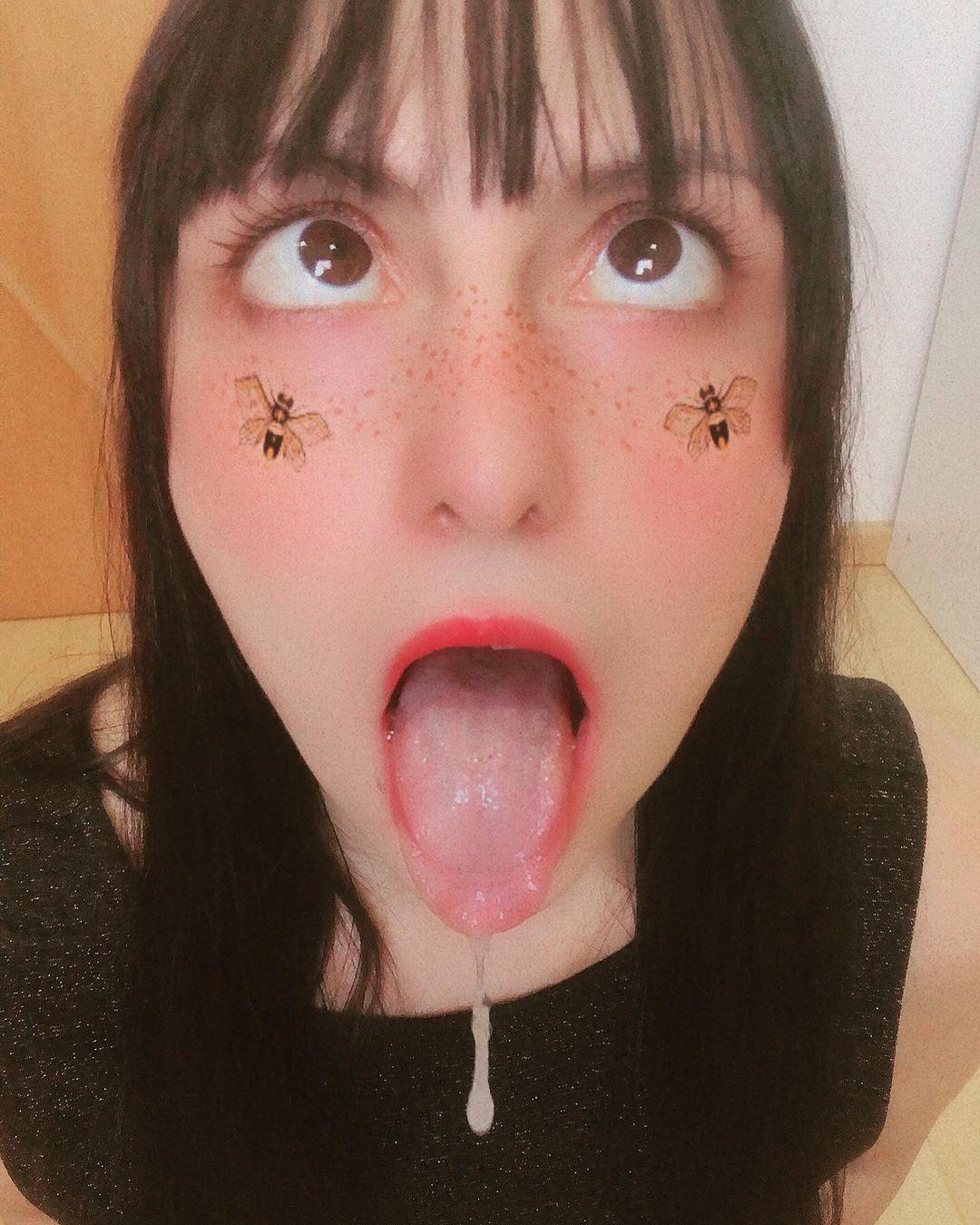 Ahegao face