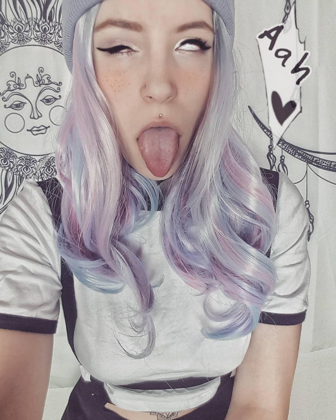 Ahegao face