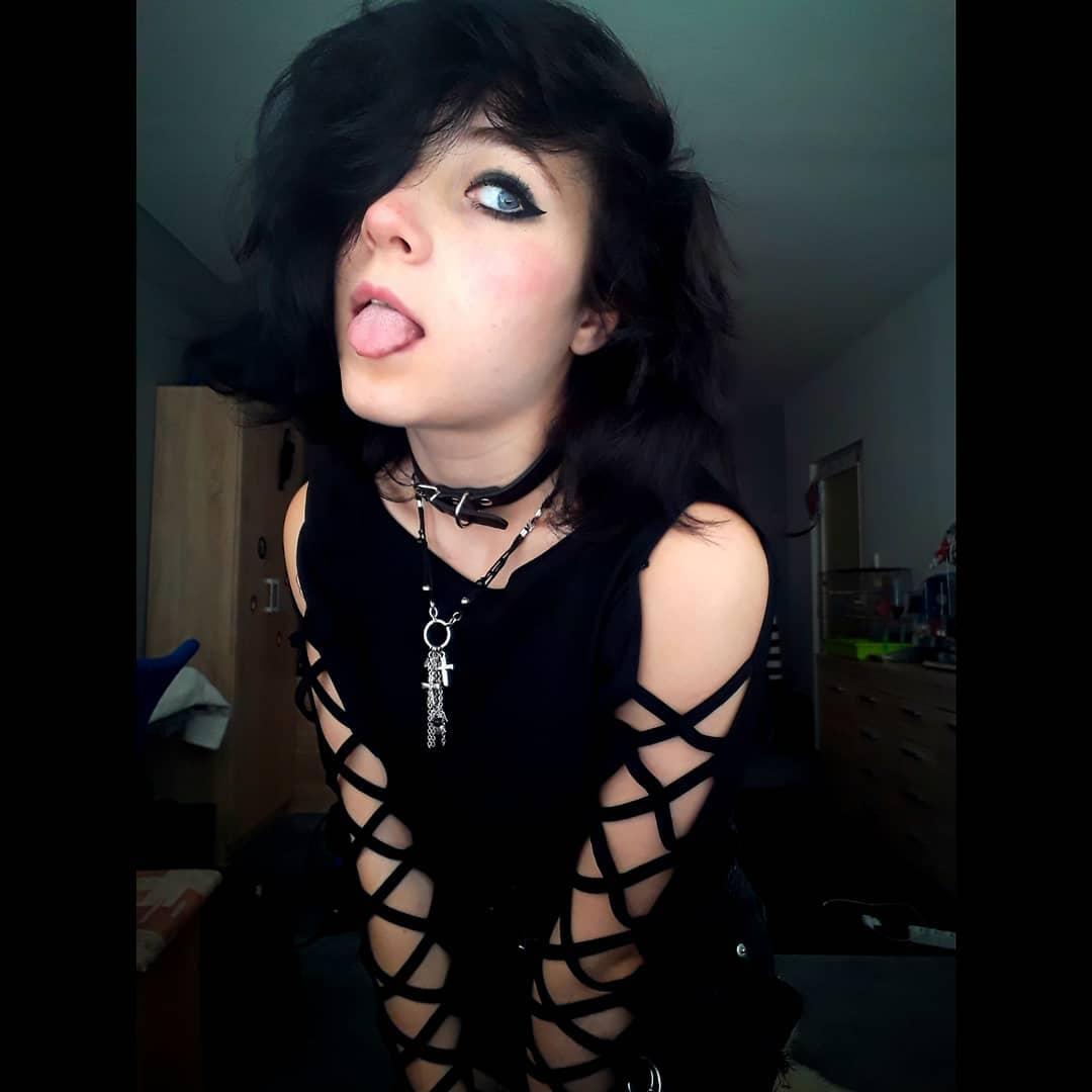 Ahegao face