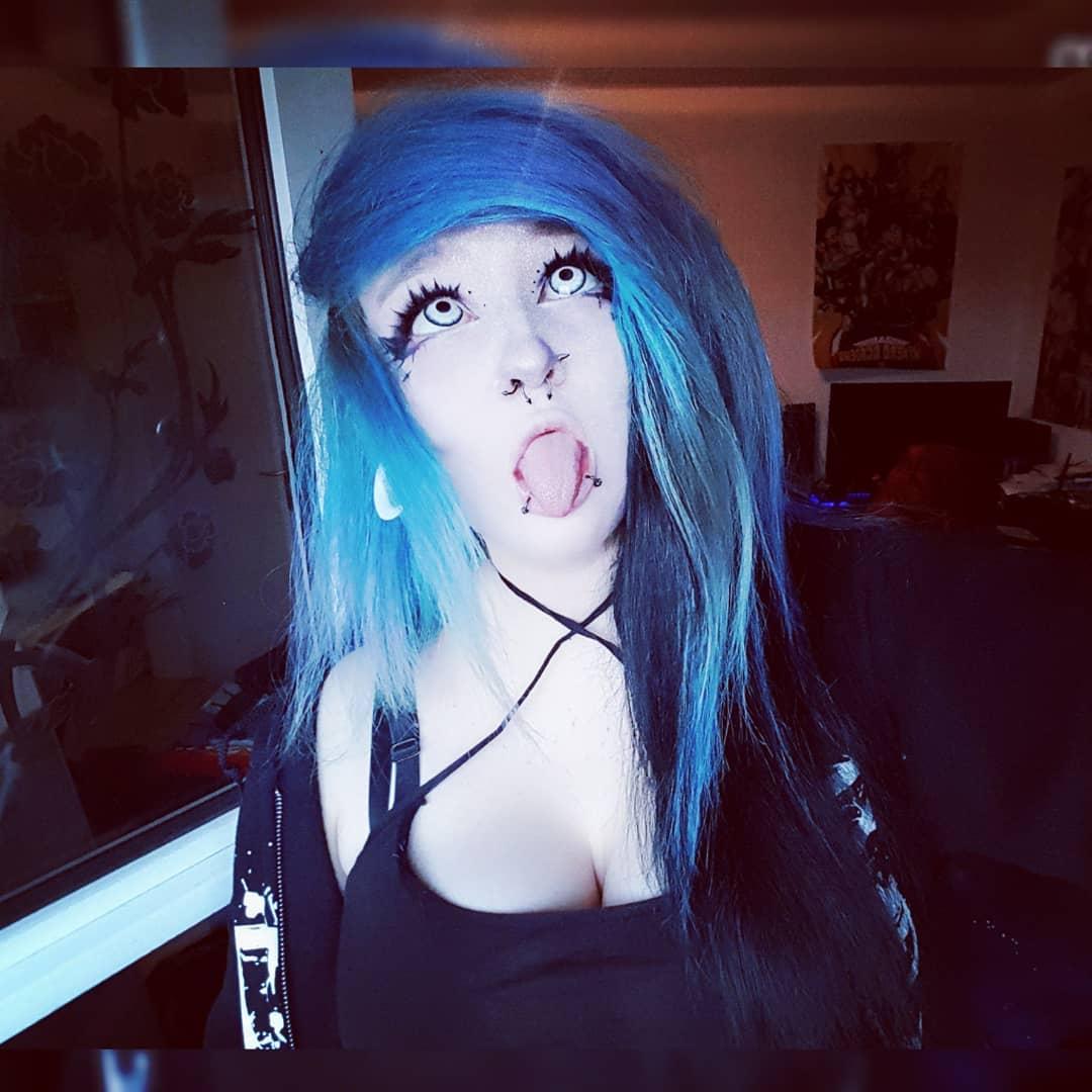 Ahegao face