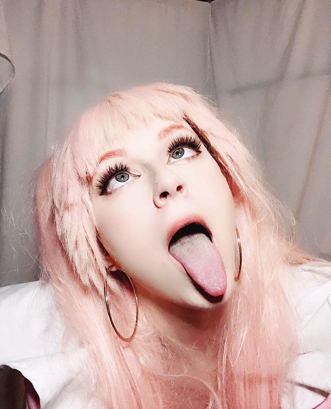 Ahegao face