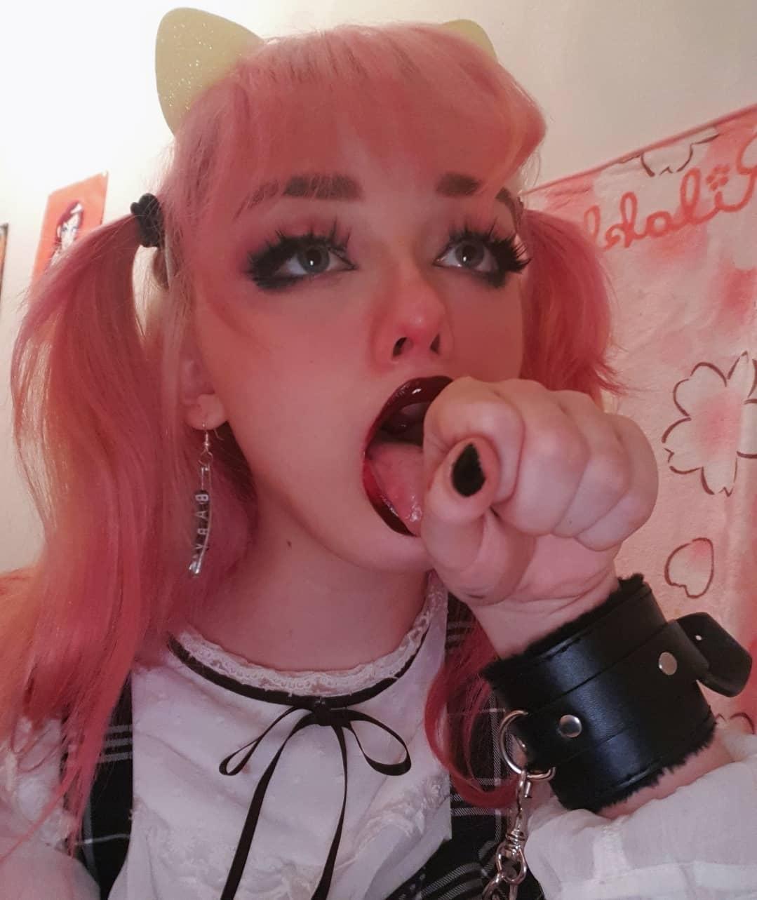 Ahegao face