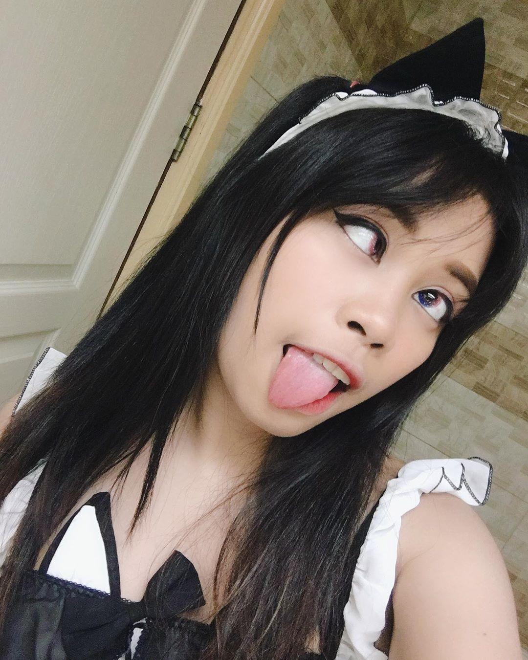 Ahegao face