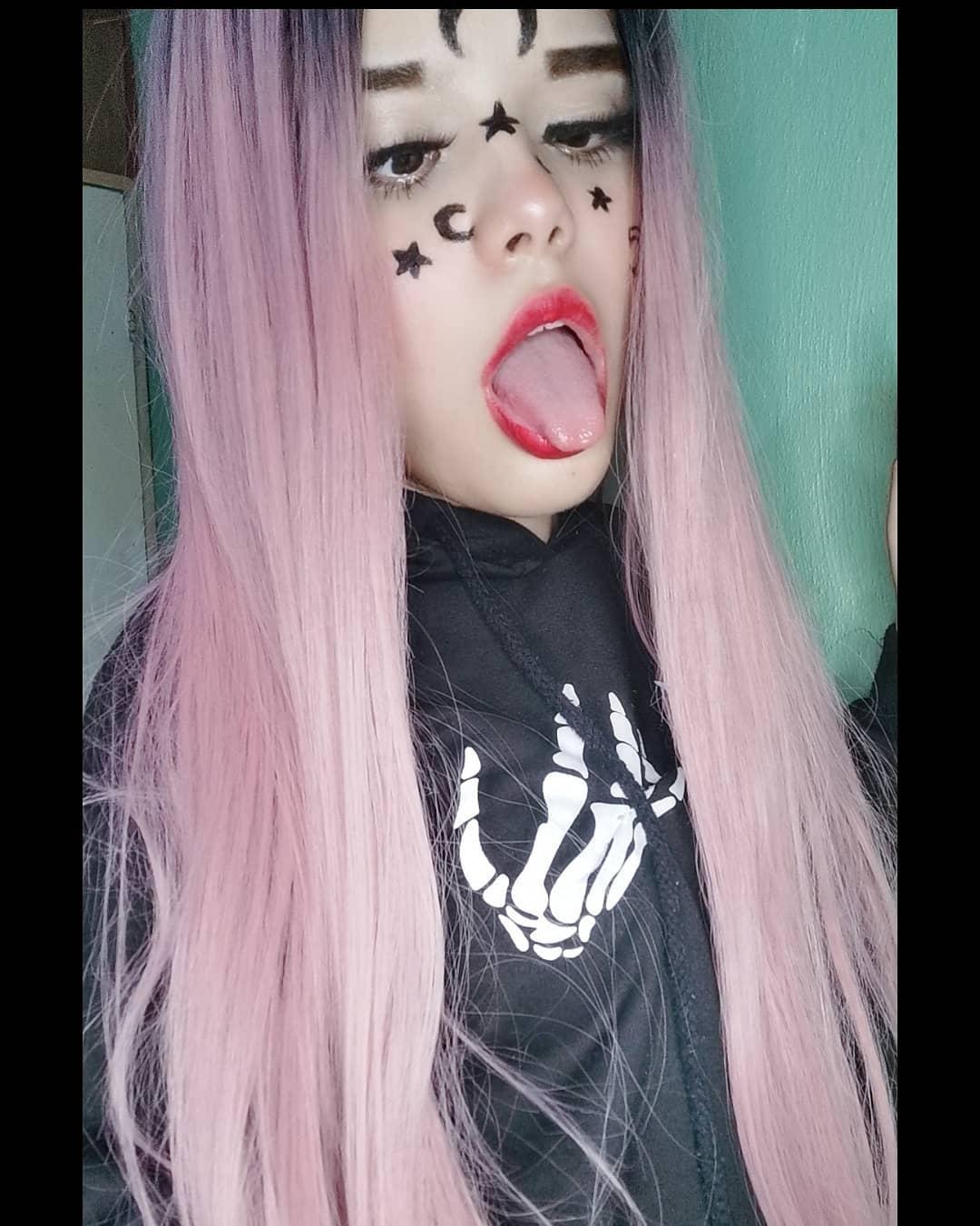 Ahegao face