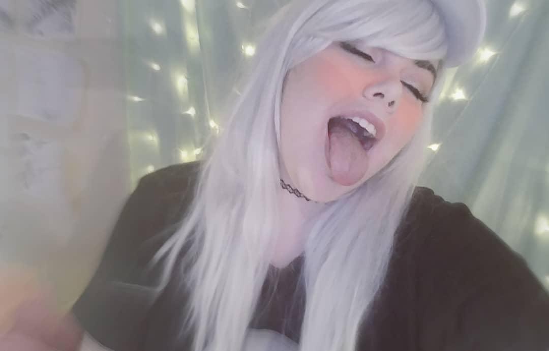 Ahegao face