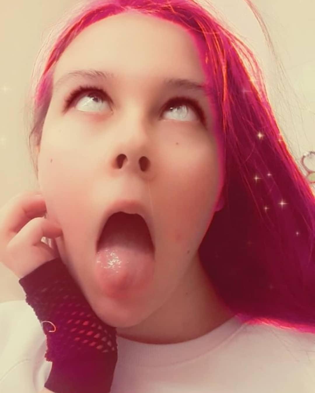 Ahegao face