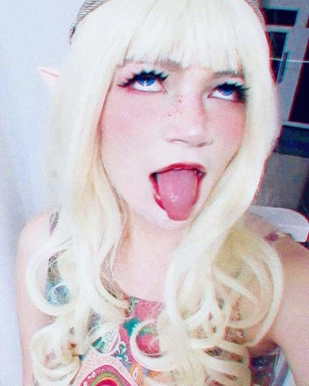 Ahegao face