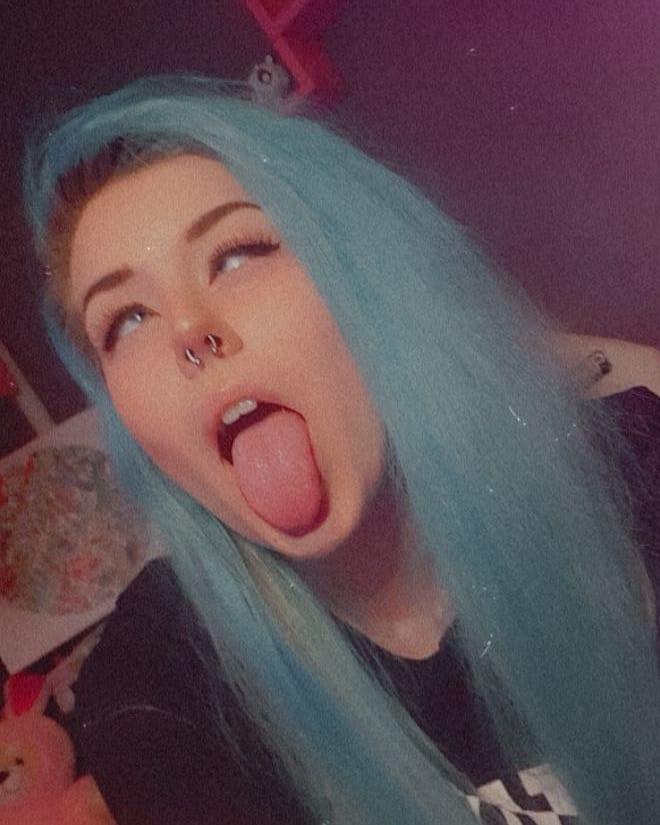 Ahegao face