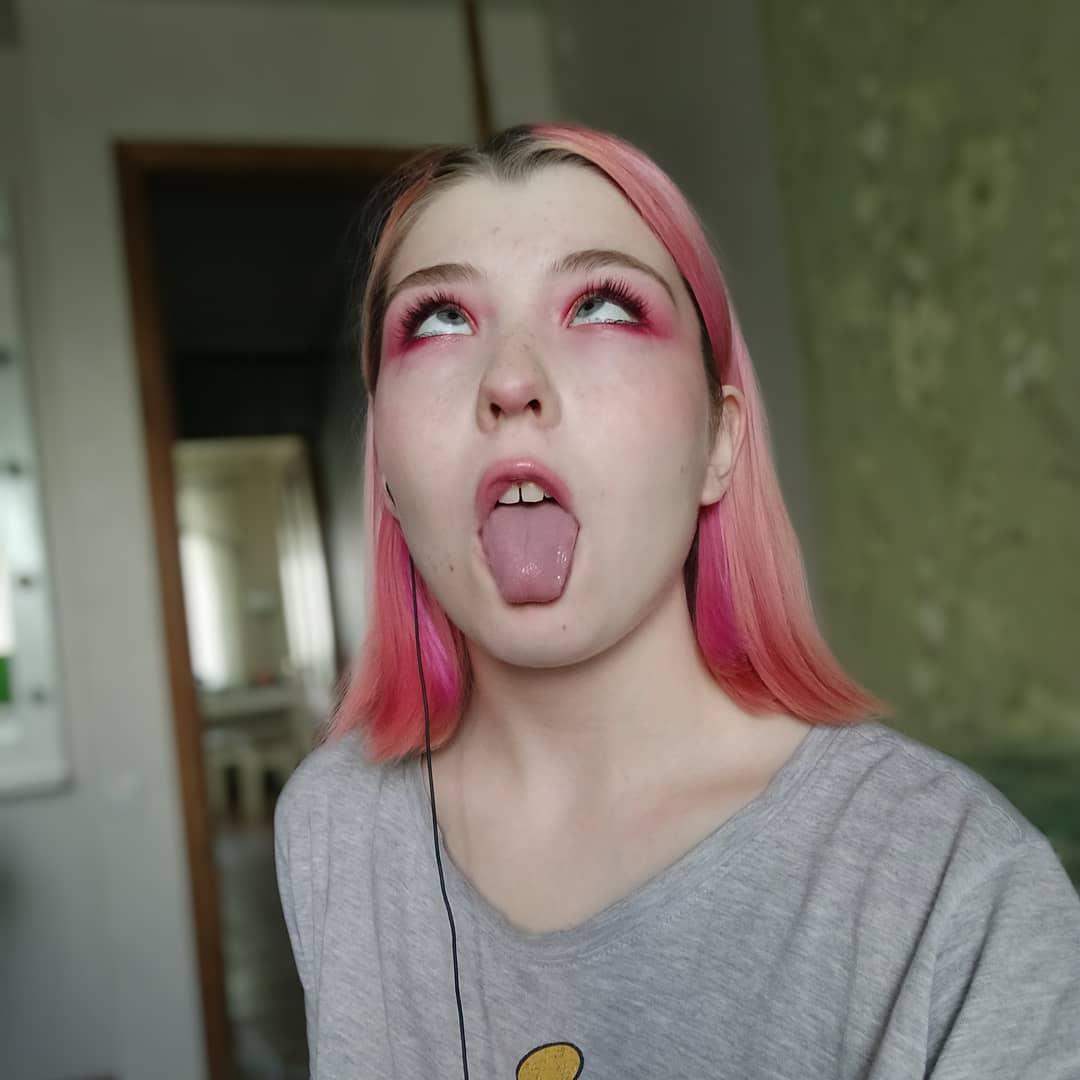 Ahegao face