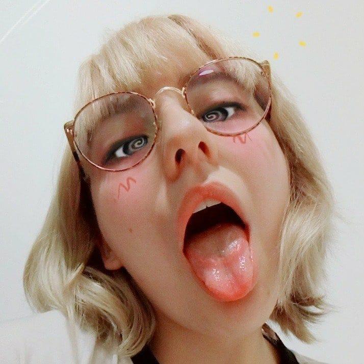 Ahegao face