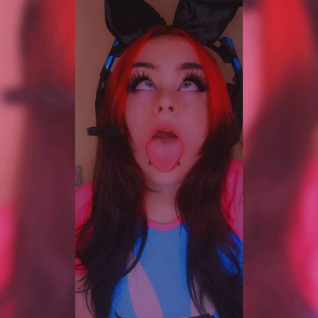 Ahegao face