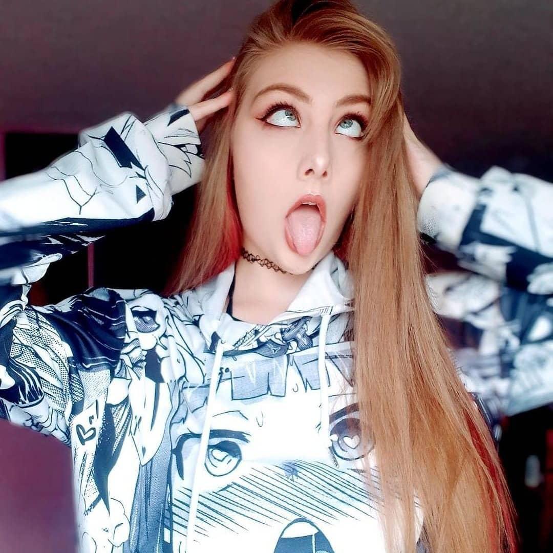 Ahegao face