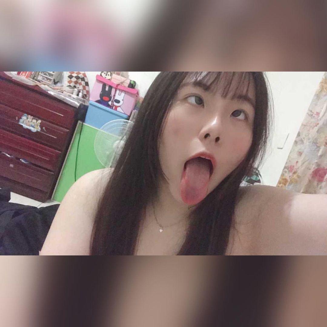 Ahegao face