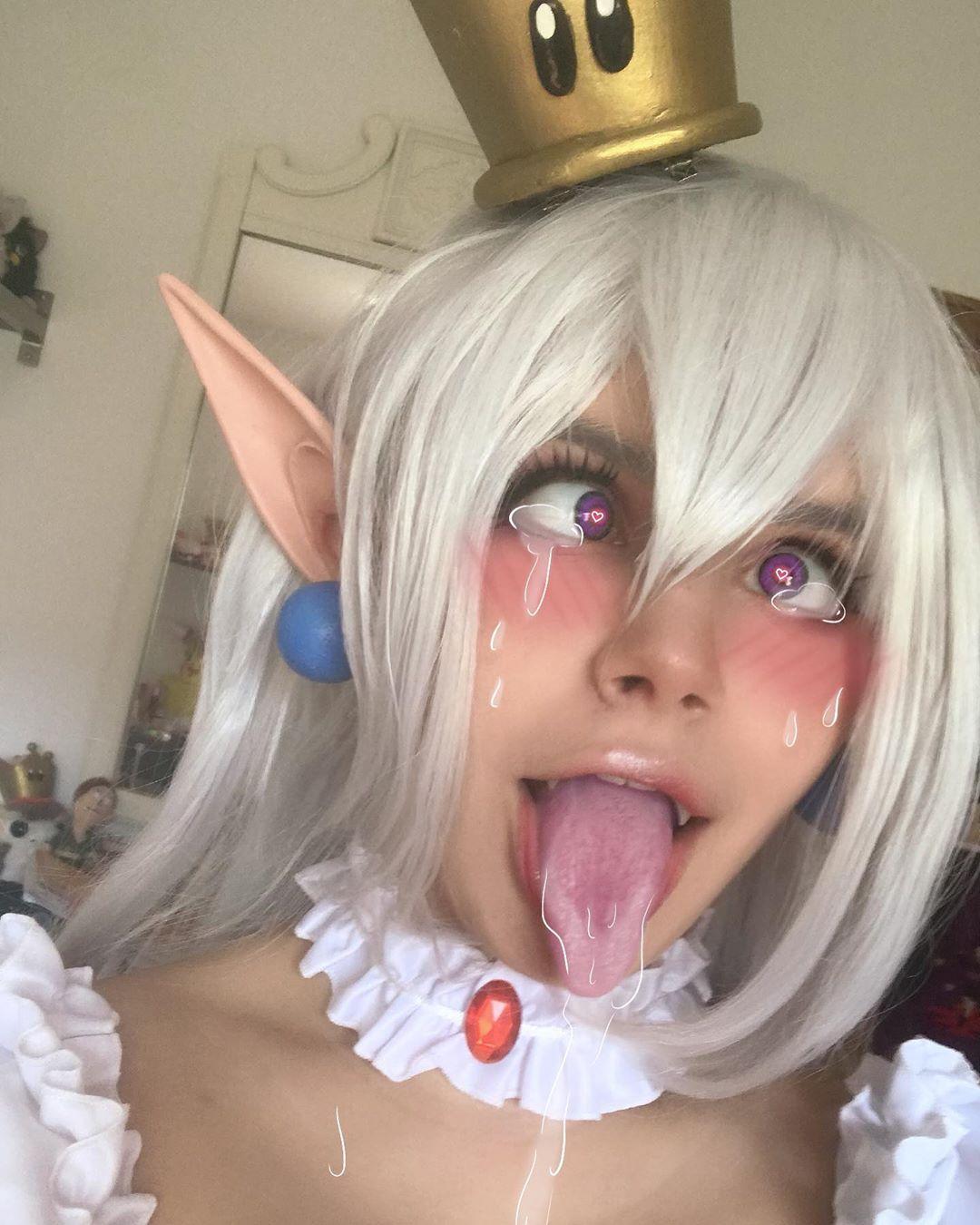 Ahegao face