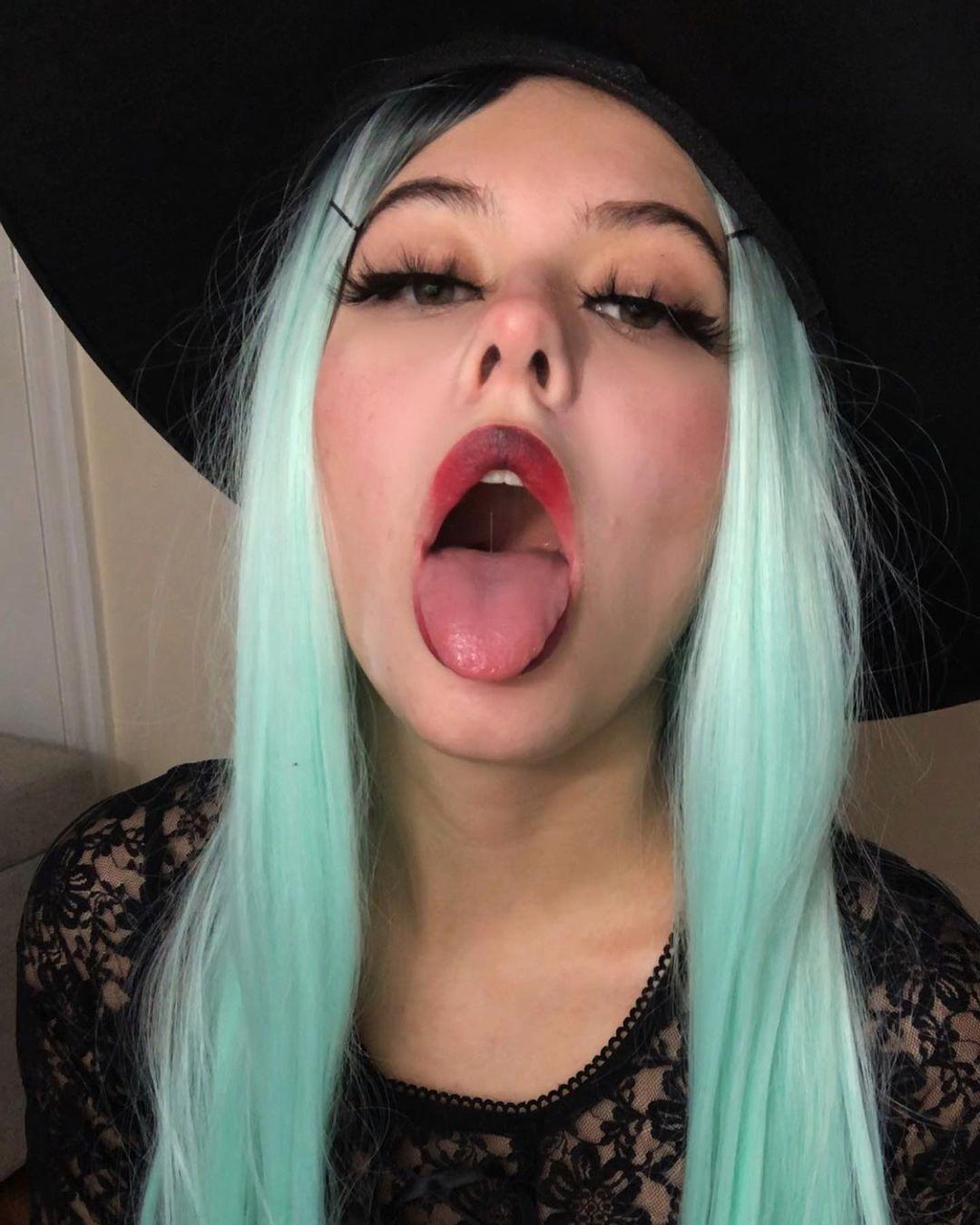 Ahegao face