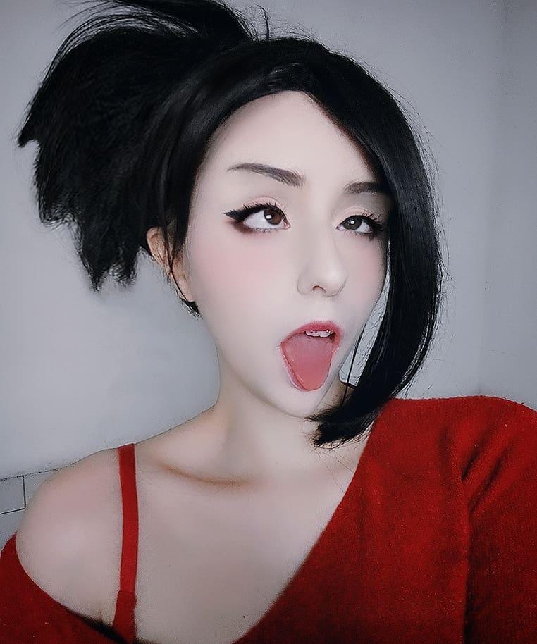 Ahegao face