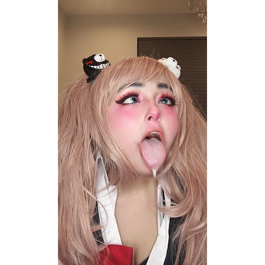 Ahegao face