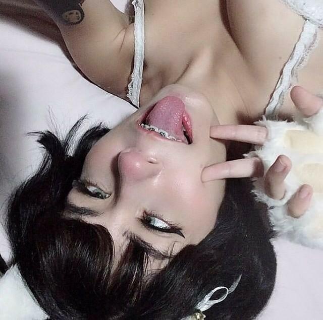 Ahegao face