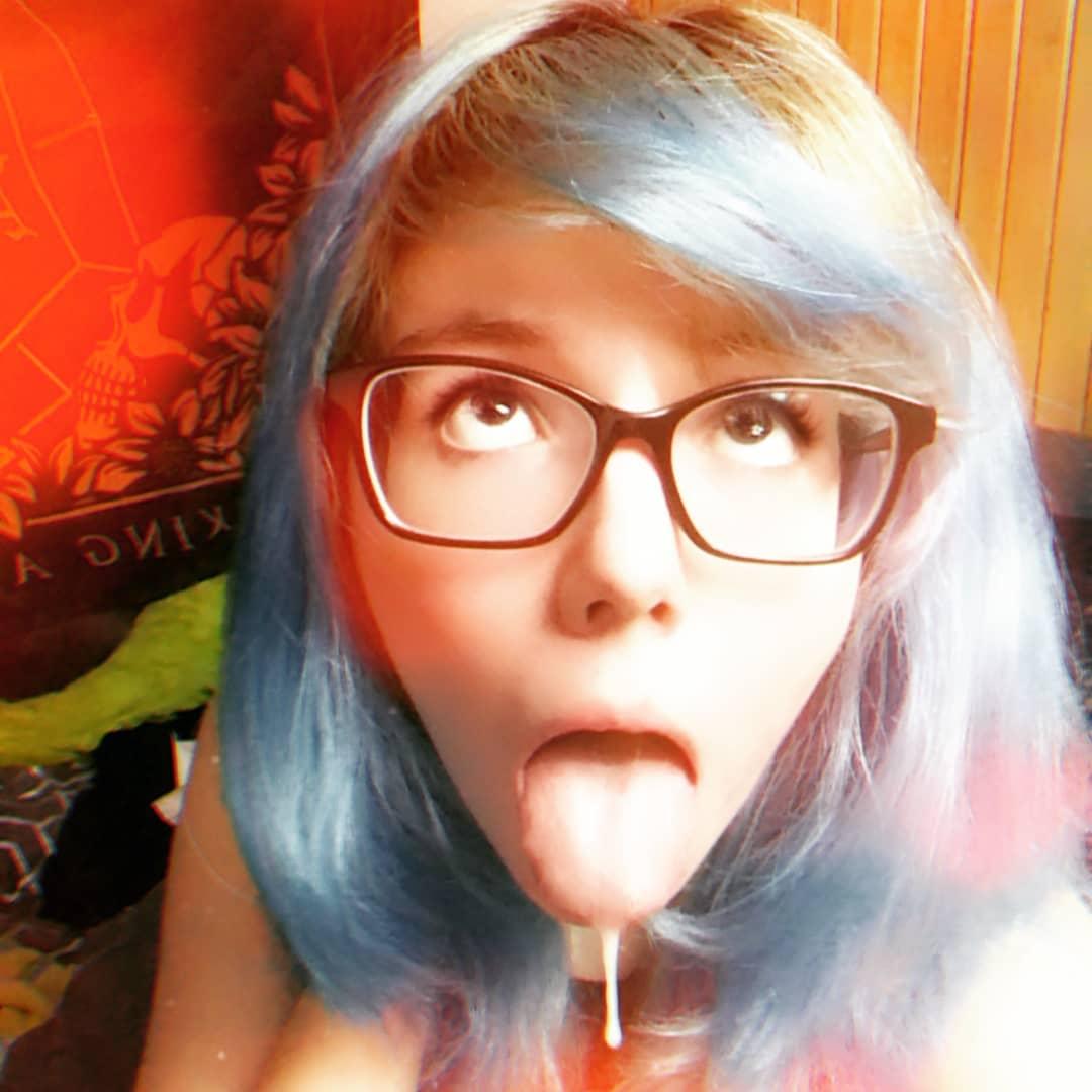 Ahegao face