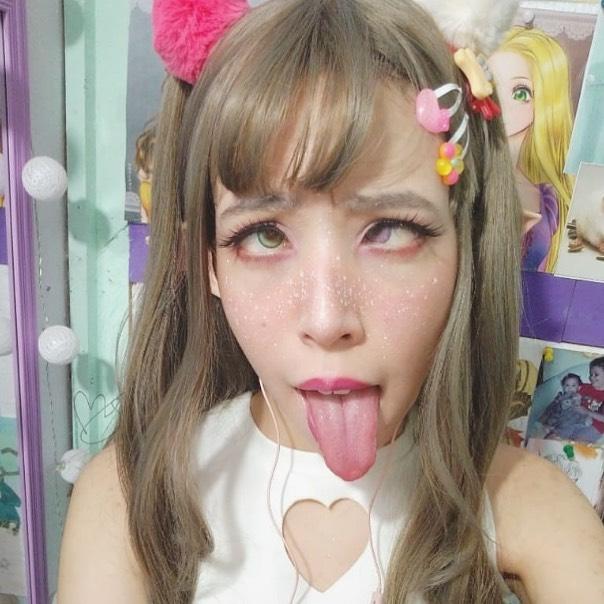 Ahegao face