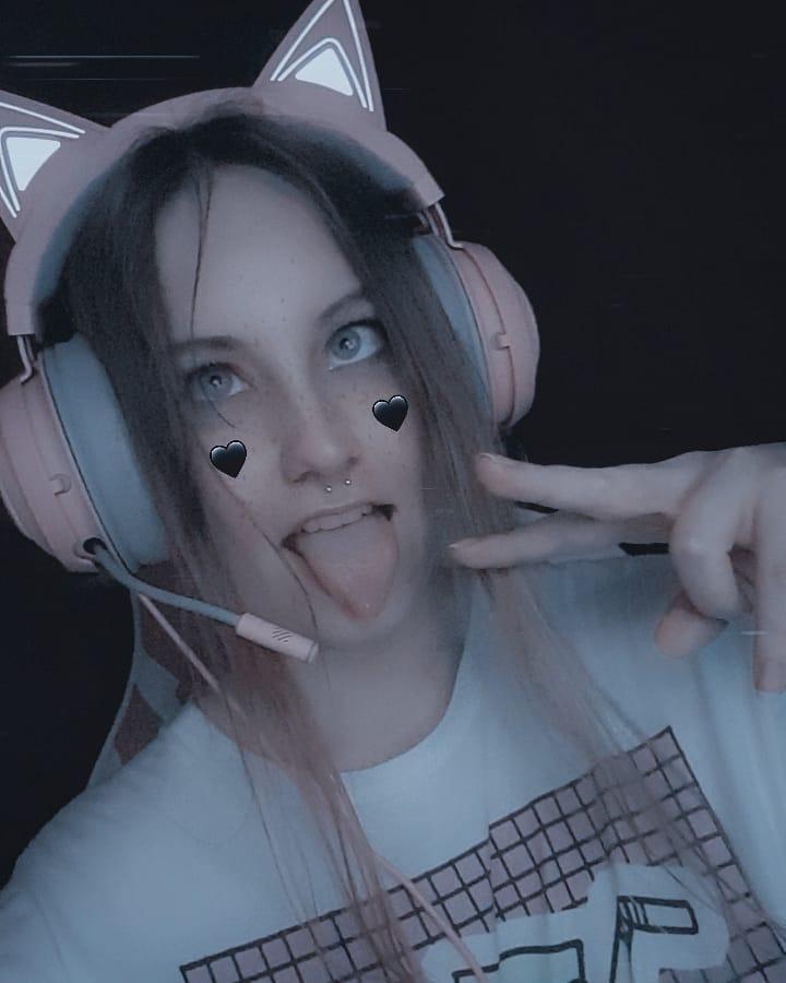 Ahegao face