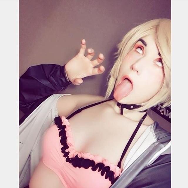 Ahegao face