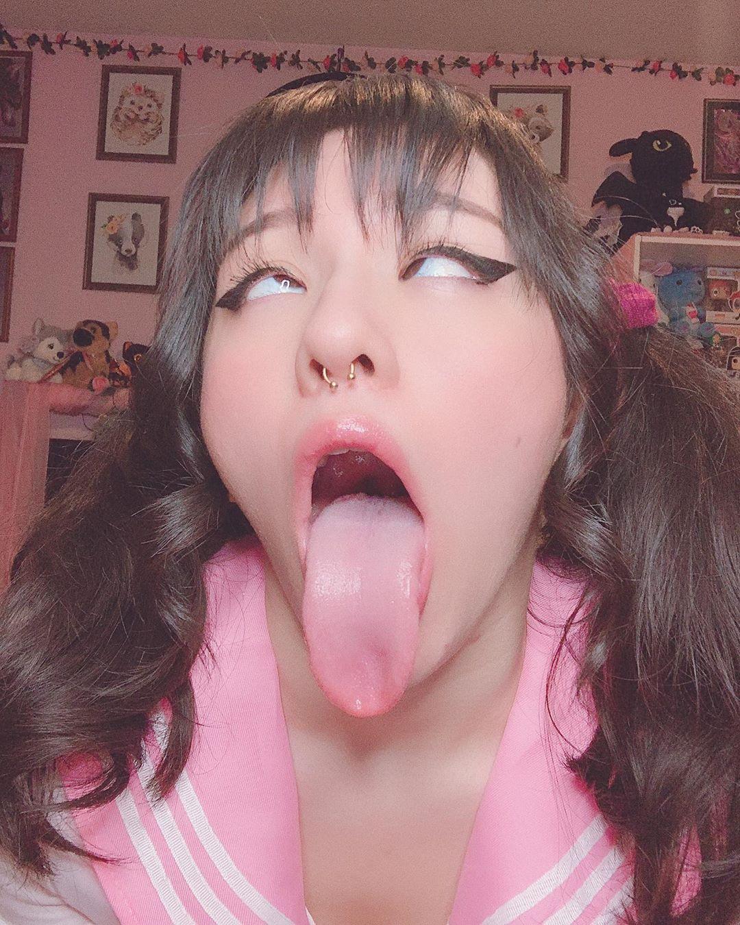 Ahegao face